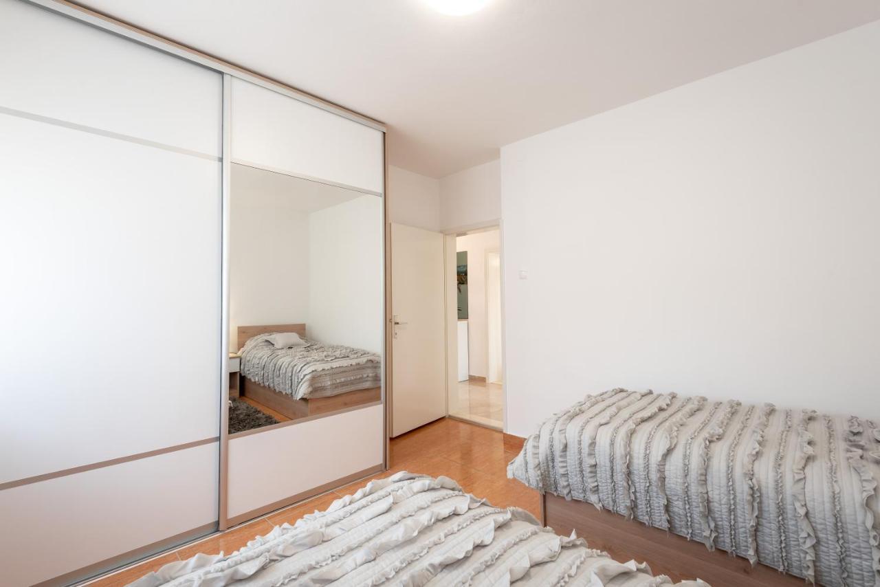 Apartman Galov Metković Exterior foto