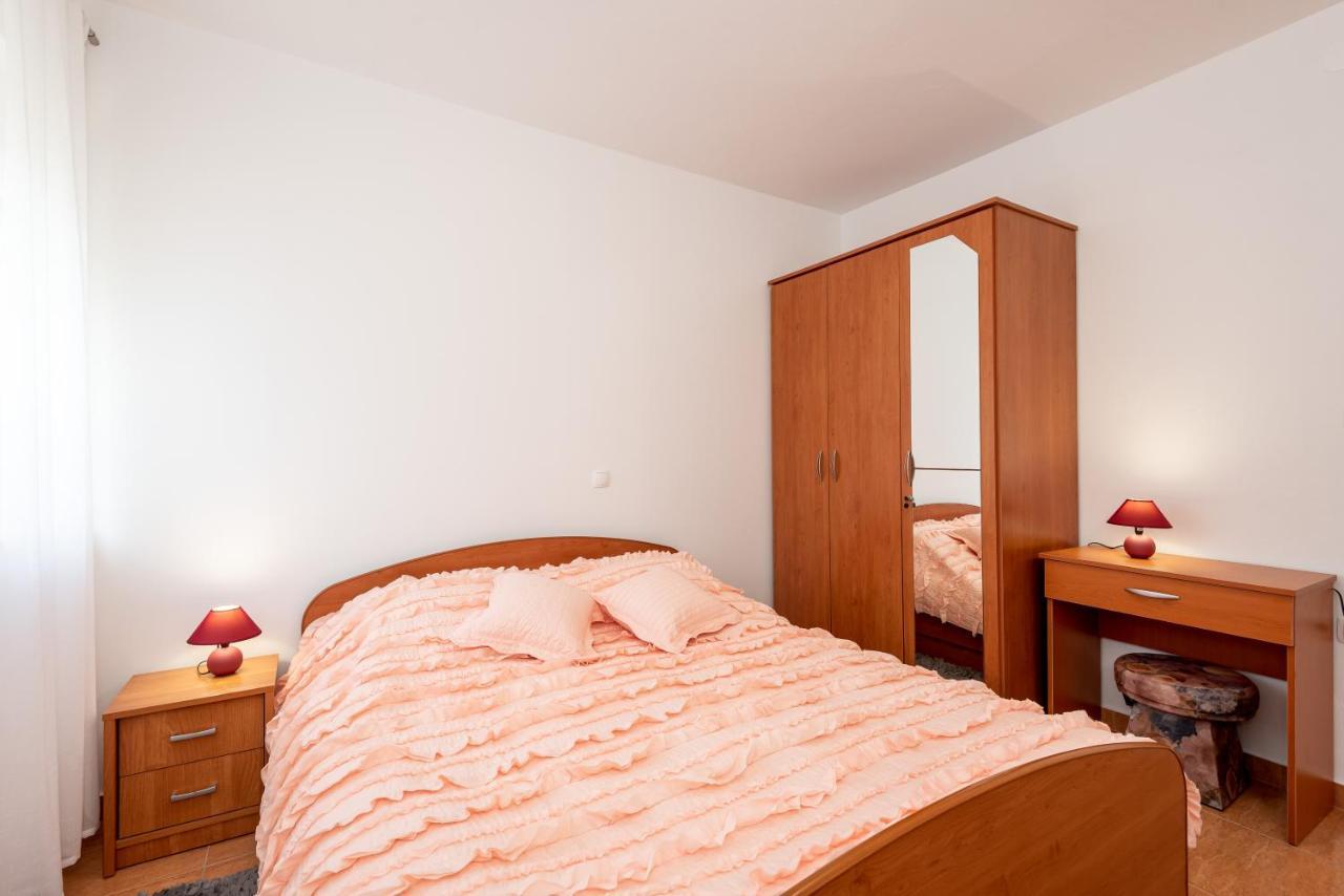 Apartman Galov Metković Exterior foto